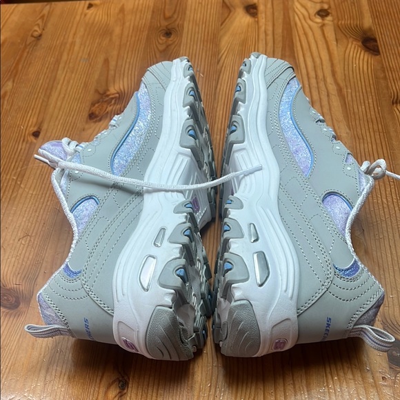 Skechers Gray and White Chunky Athletic Shoes - Picture 9 of 14